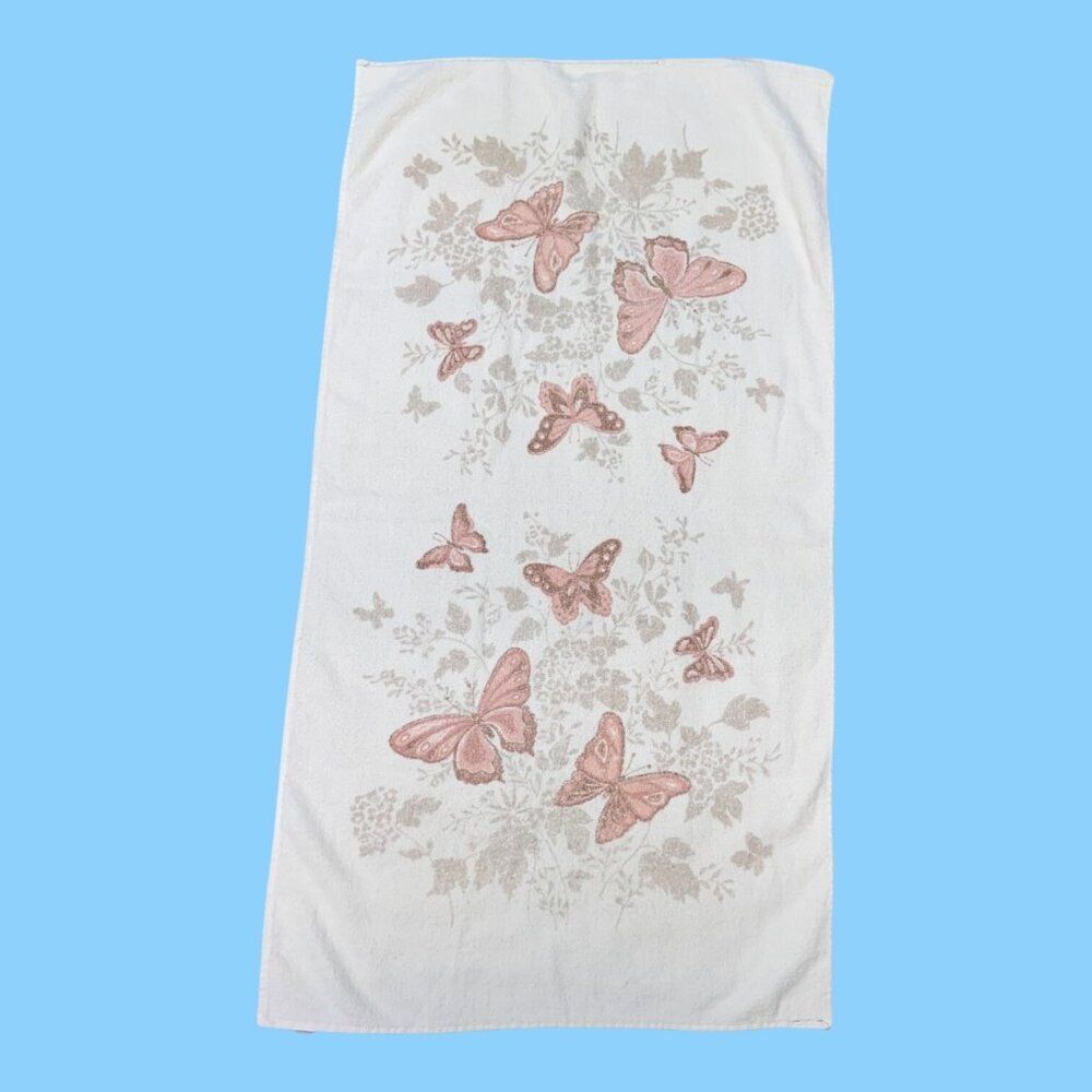 Butterfly Floral Bath Towel Vintage 100% Cotton Fine Fashion Textiles Made USA